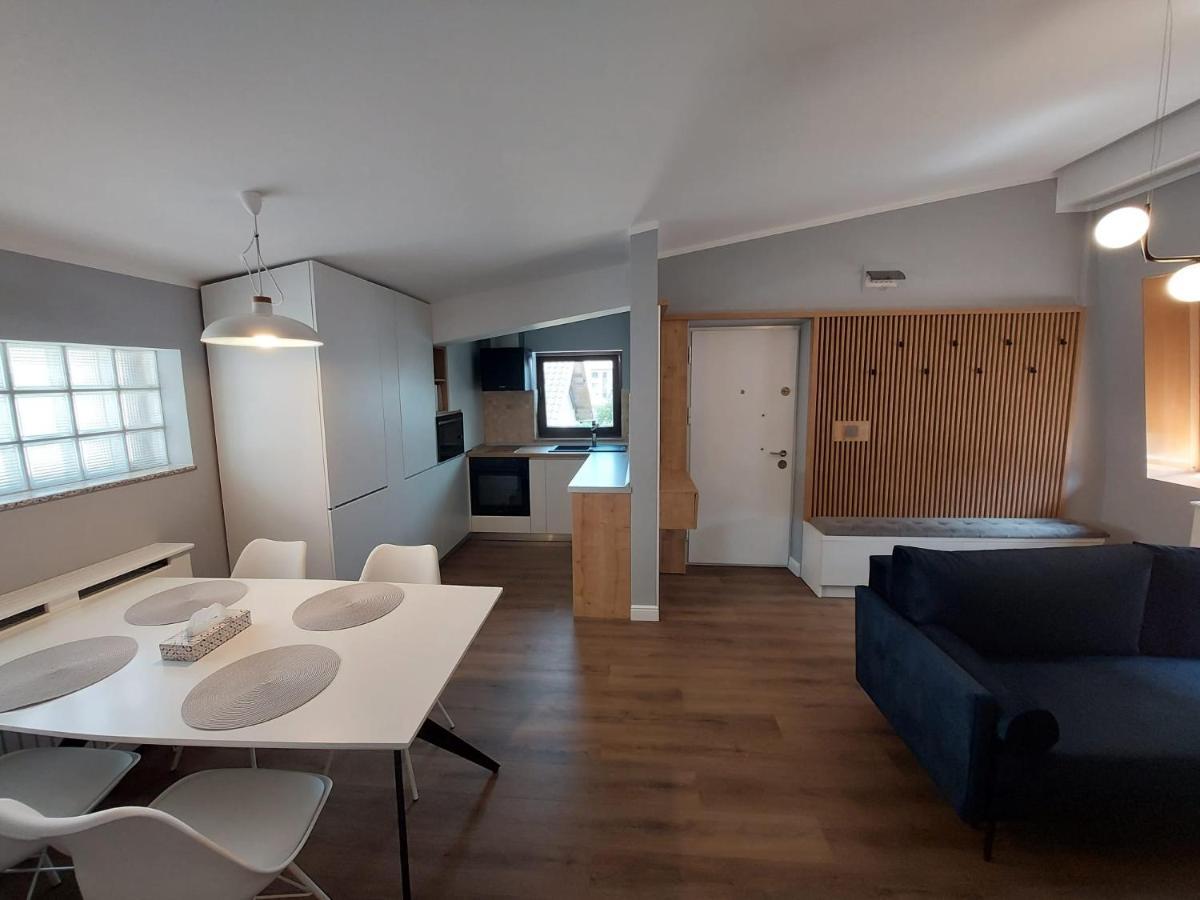 Lovely Apartment Ioana Targu Neamt Exterior photo