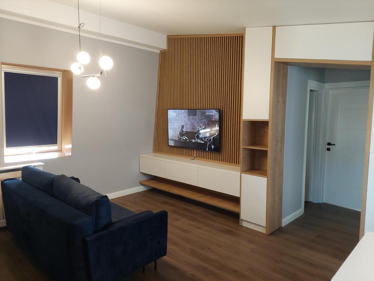Lovely Apartment Ioana Targu Neamt Exterior photo